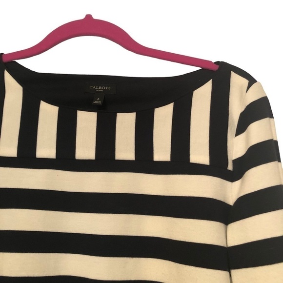 Talbots pull over top - Picture 4 of 7